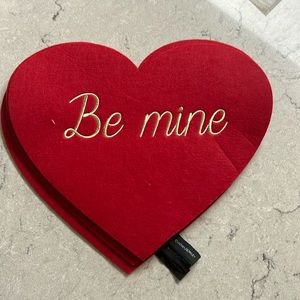 Cynthia Rowley Valentines Be Mine placemats red heart
